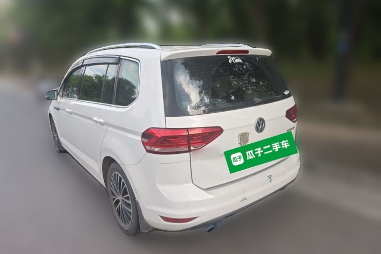 Used Volkswagen Touran 2016 Volkswagen Touran L 280TSI DSG Luxury Edition Rear Left 45 Deg