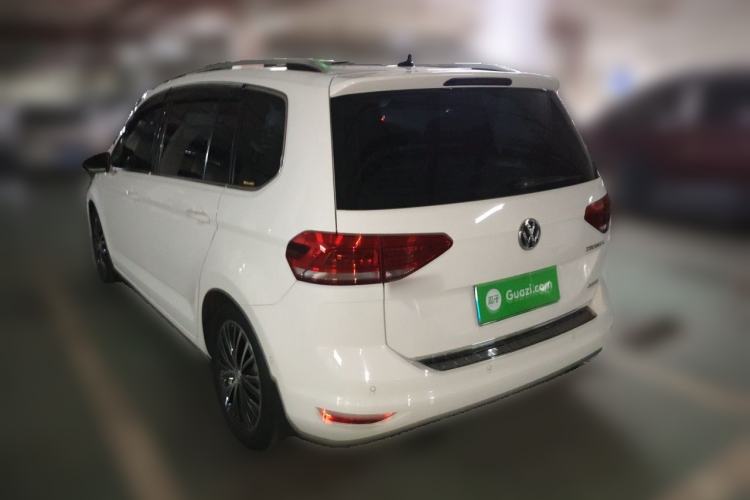 Used Volkswagen Touran 2016 Volkswagen Touran L 280TSI DSG Luxury Edition Rear Left 45 Deg