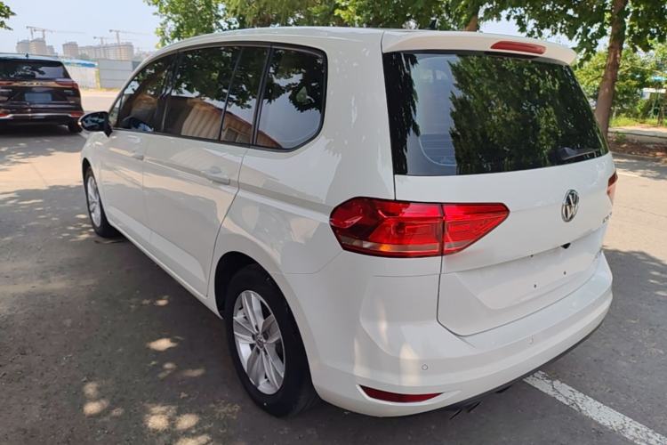Used Volkswagen Touran 2016 Volkswagen Touran L 280TSI Manual Trend Edition Rear Left 45 Deg
