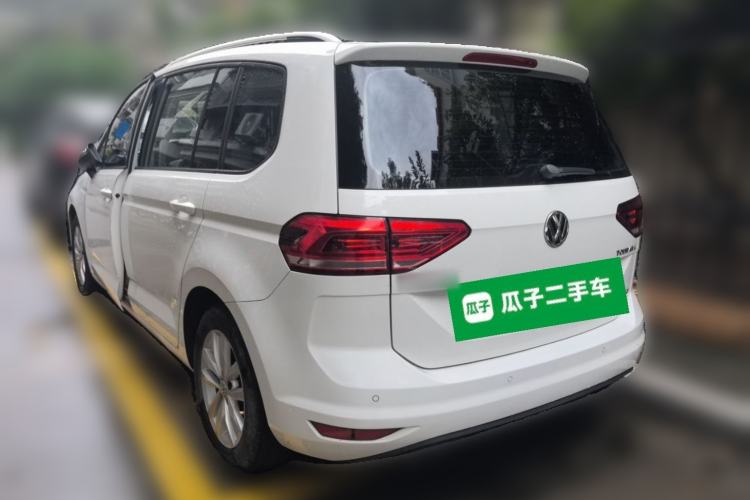 Used Volkswagen Touran 2016 Volkswagen Touran L 280TSI DSG Comfort Edition Rear Left 45 Deg