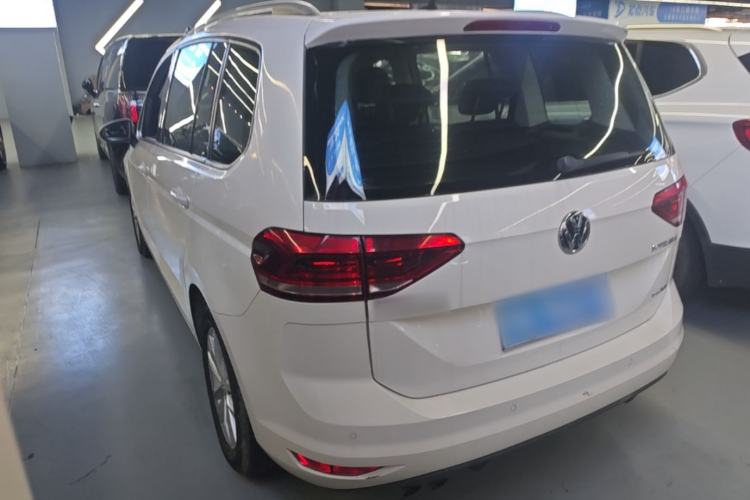 Used Volkswagen Touran 2016 Volkswagen Touran L 280TSI DSG Comfort Edition Rear Left 45 Deg