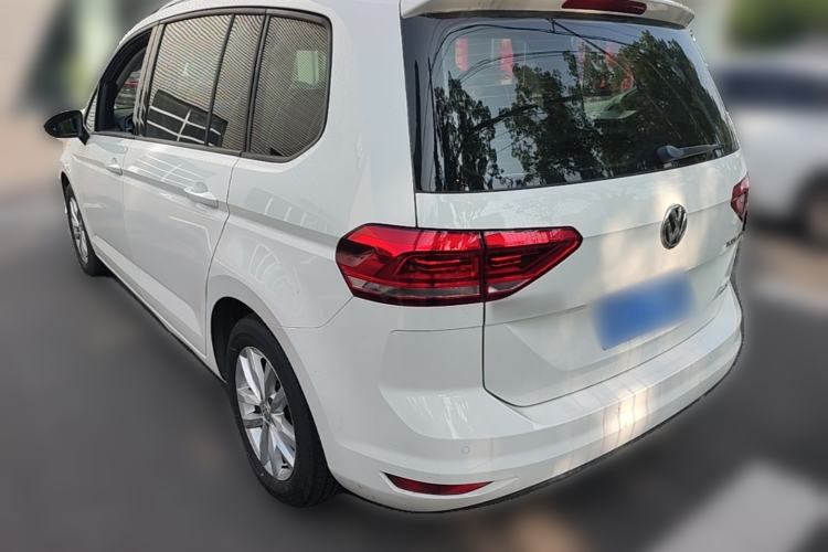 Used Volkswagen Touran 2016 Volkswagen Touran L 280TSI DSG Comfort Edition Rear Left 45 Deg