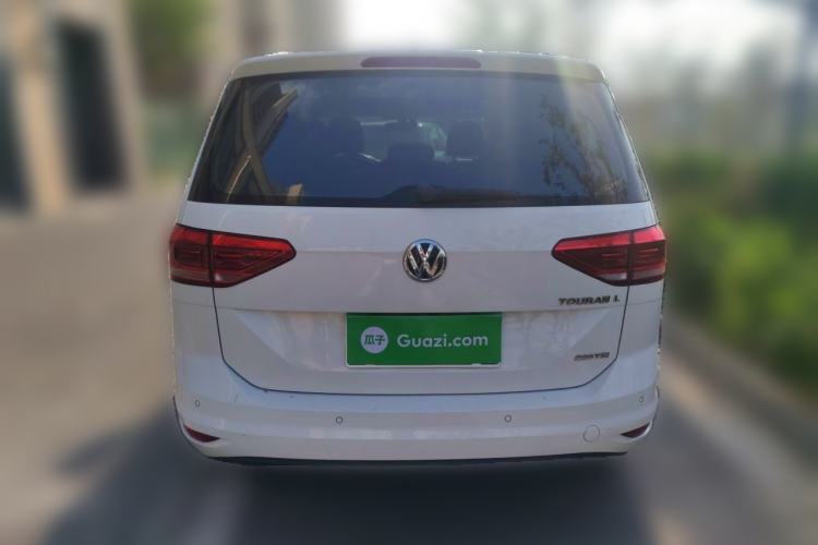 Used Volkswagen Touran 2016 Volkswagen Touran L 280TSI DSG Comfort Edition Rear