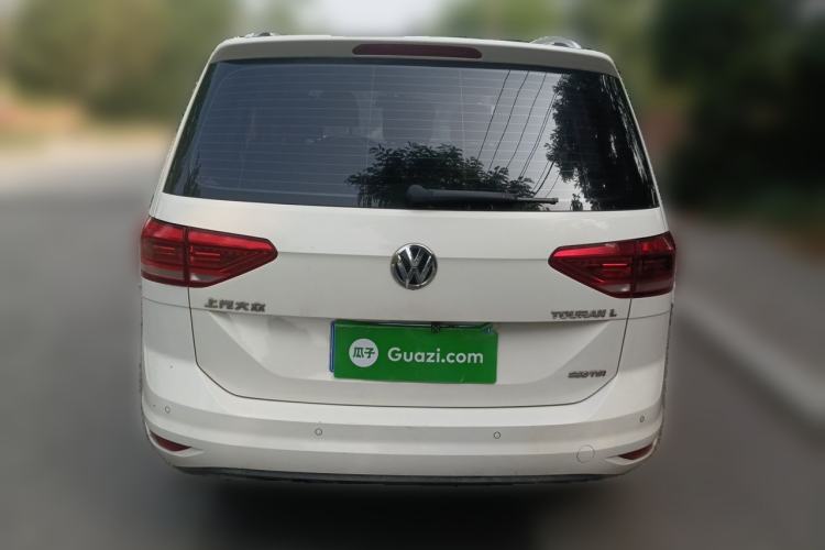 Used Volkswagen Touran 2016 Volkswagen Touran L 280TSI DSG Comfort Edition Rear