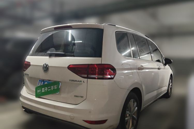 Used Volkswagen Touran 2016 Volkswagen Touran L 280TSI DSG Comfort Edition Rear Right 45 Deg