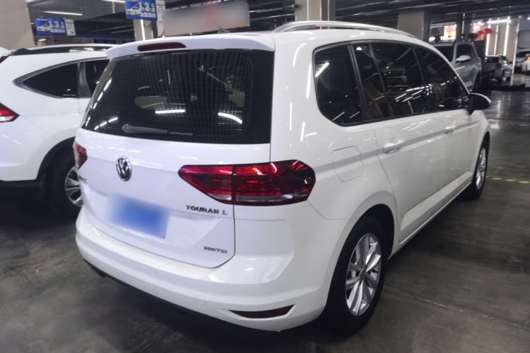Used Volkswagen Touran 2016 Volkswagen Touran L 280TSI DSG Comfort Edition Rear Right 45 Deg