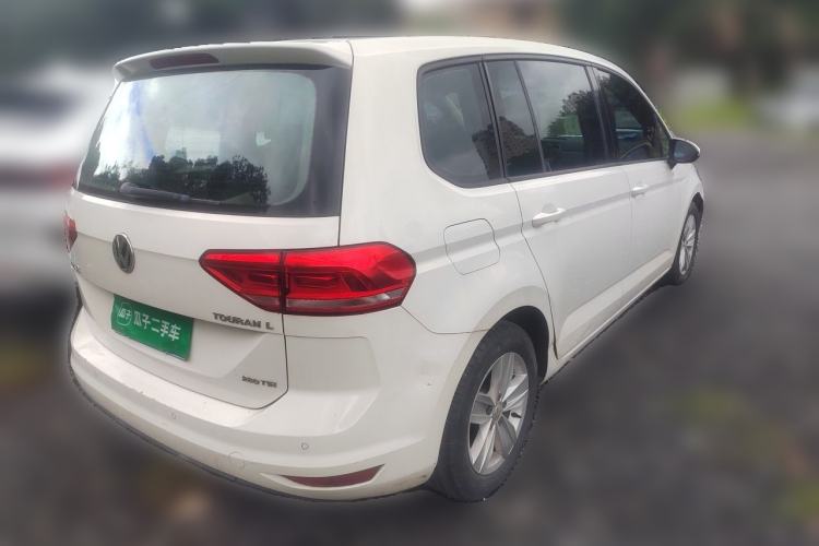Used Volkswagen Touran 2016 Volkswagen Touran L 280TSI Manual Trend Edition Rear Right 45 Deg