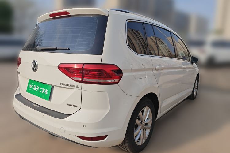Used Volkswagen Touran 2016 Volkswagen Touran L 280TSI DSG Comfort Edition Rear Right 45 Deg