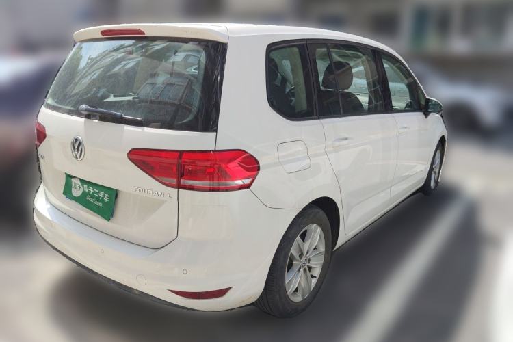 Used Volkswagen Touran 2016 Volkswagen Touran L 280TSI Manual Trend Edition Rear Right 45 Deg