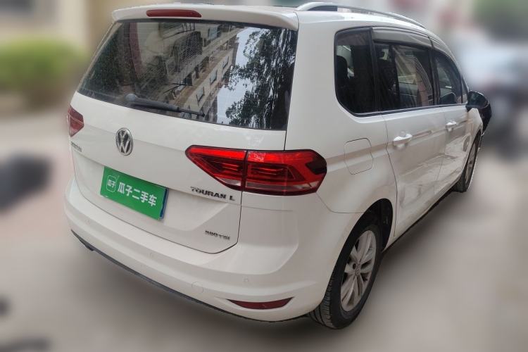 Used Volkswagen Touran 2016 Volkswagen Touran L 280TSI DSG Comfort Edition Rear Right 45 Deg