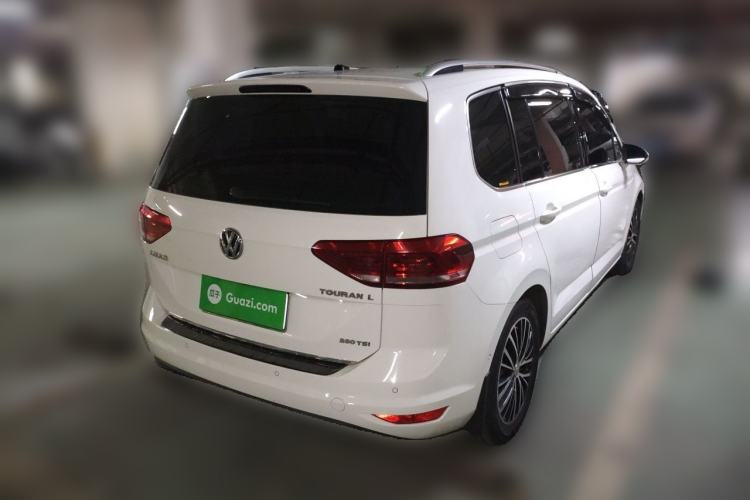 Used Volkswagen Touran 2016 Volkswagen Touran L 280TSI DSG Luxury Edition Rear Right 45 Deg