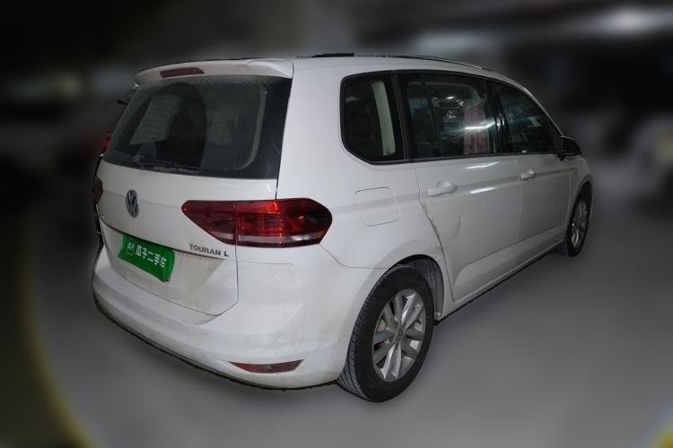 Used Volkswagen Touran 2016 Volkswagen Touran L 280TSI DSG Comfort Edition Rear Right 45 Deg