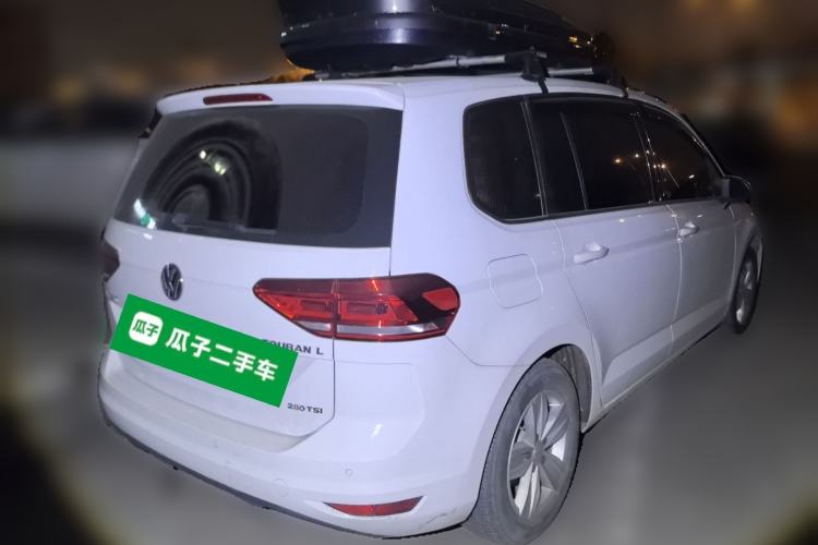 Used Volkswagen Touran 2016 Volkswagen Touran L 280TSI Manual Trend Edition Rear Right 45 Deg