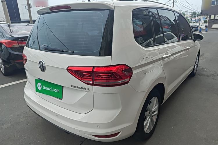 Used Volkswagen Touran 2016 Volkswagen Touran L 280TSI DSG Comfort Edition Rear Right 45 Deg