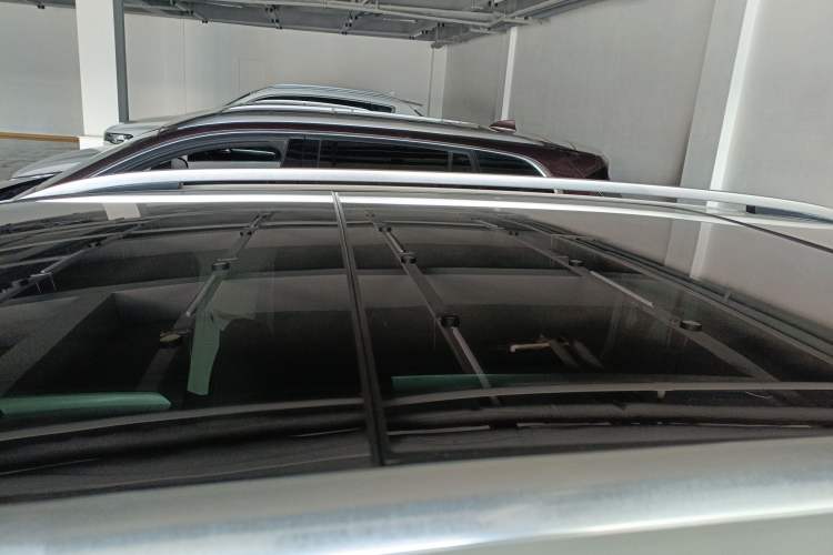 Used Volkswagen Touran 2016 Volkswagen Touran L 280TSI DSG Comfort Edition Roof