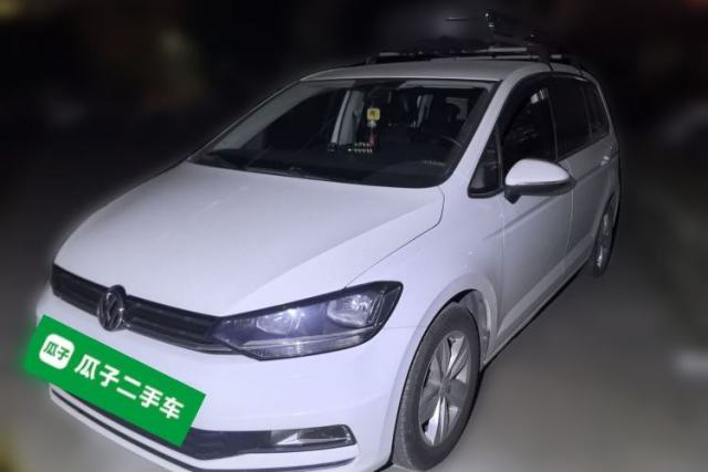 Used Volkswagen Touran 2016 Volkswagen Touran L 280TSI Manual Trend Edition