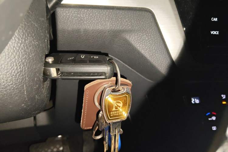 Used Volkswagen Touran 2016 Volkswagen Touran L 280TSI DSG Comfort Edition Vehicle Key