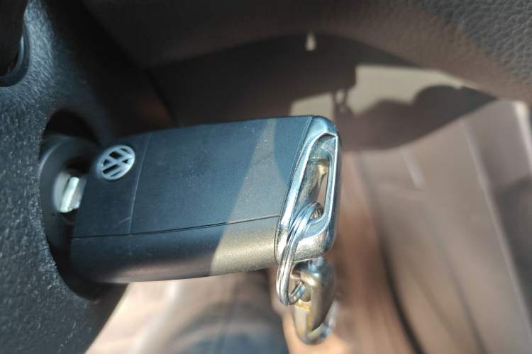 Used Volkswagen Touran 2016 Volkswagen Touran L 280TSI DSG Comfort Edition Vehicle Key