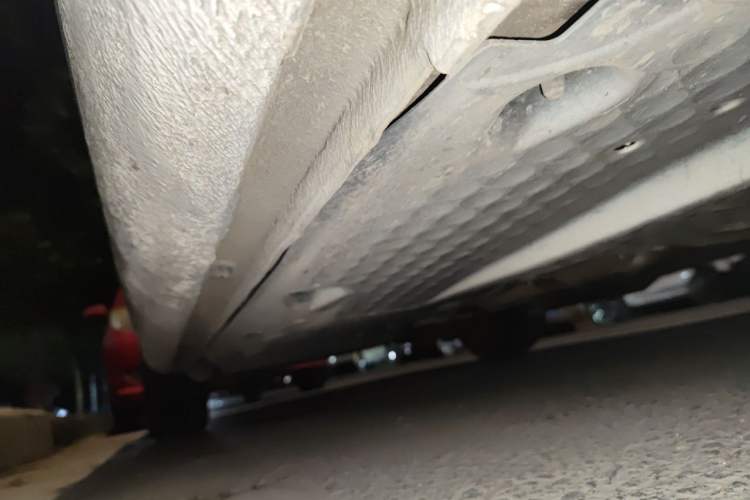 Used Volkswagen Touran  Chassis Front Right