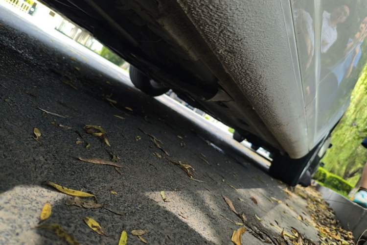 Used Volkswagen Touran  Chassis Rear Right