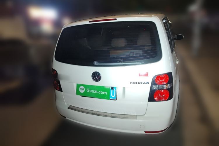 Used Volkswagen Touran  Rear