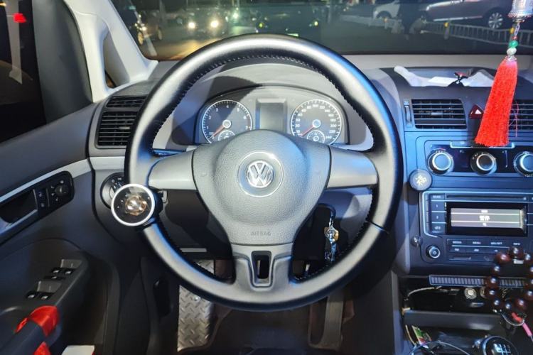 Used Volkswagen Touran  Steering Wheel