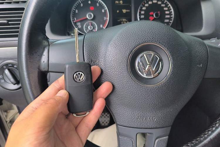 Used Volkswagen Touran  Vehicle Key