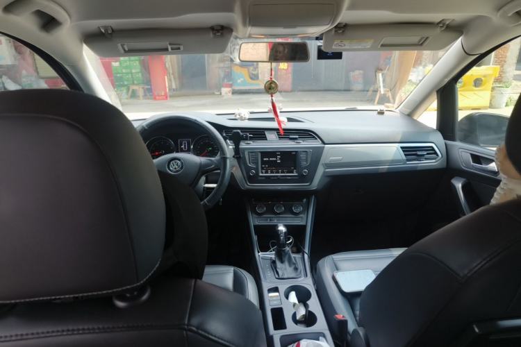 Used Volkswagen Touran 2018 Volkswagen Touran L 280TSI DSG Style Edition 7 Seats China VI Standard Headliner