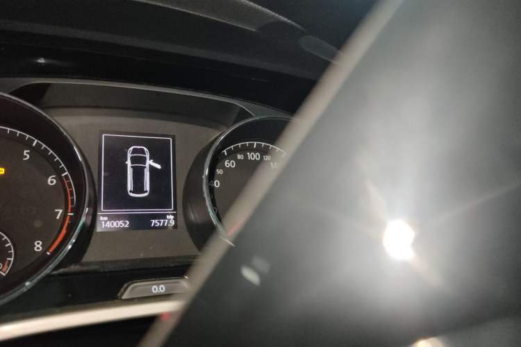 Used Volkswagen Touran 2018 Volkswagen Touran L 280TSI DSG Comfort Edition 7 Seats China VI Standard Instrument Cluster