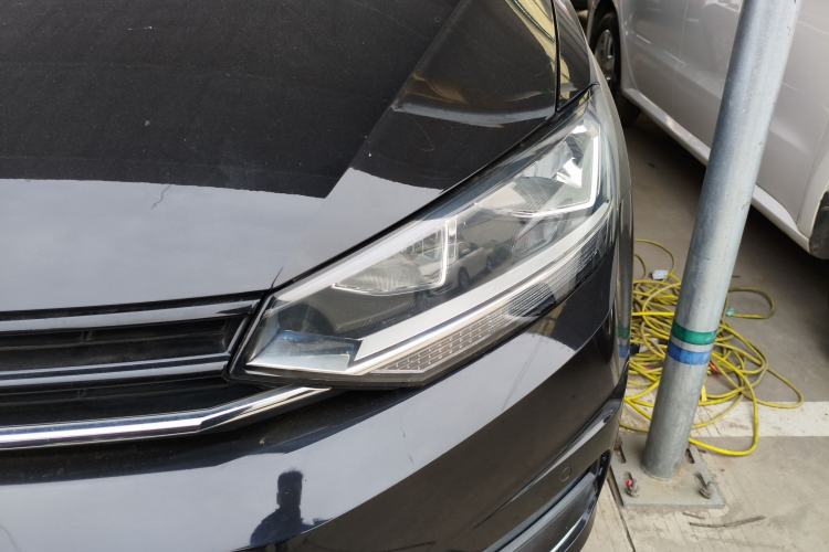 Used Volkswagen Touran 2018 Volkswagen Touran L 280TSI DSG Comfort Edition 7 Seats China V Emission Standard Left Front Headlight