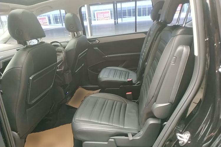 Used Volkswagen Touran 2018 Volkswagen Touran L 280TSI DSG Boundary Luxury Edition 6 Seats China V Emission Standard Left Rear Seat