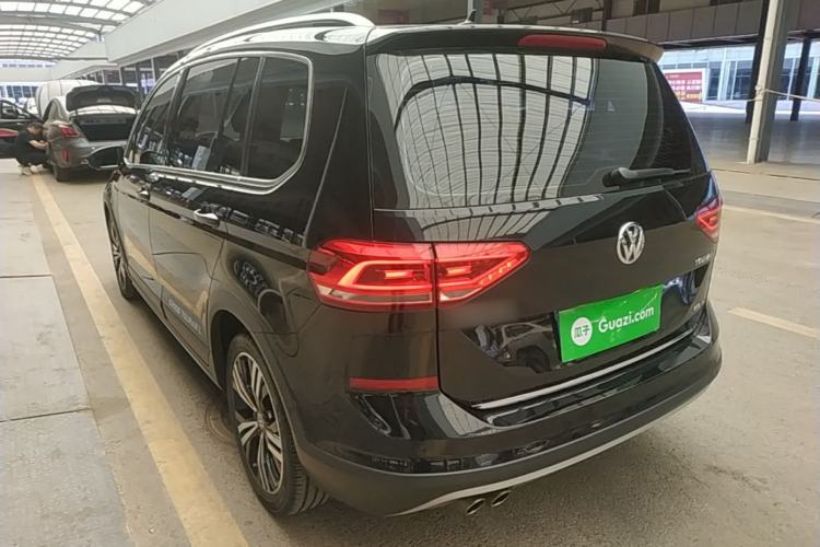Used Volkswagen Touran 2018 Volkswagen Touran L 280TSI DSG Boundary Luxury Edition 6 Seats China V Emission Standard Rear Left 45 Deg