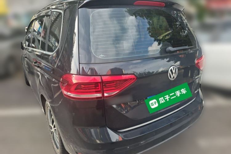 Used Volkswagen Touran 2018 Volkswagen Touran L 330TSI DSG Luxury Edition Rear Left 45 Deg