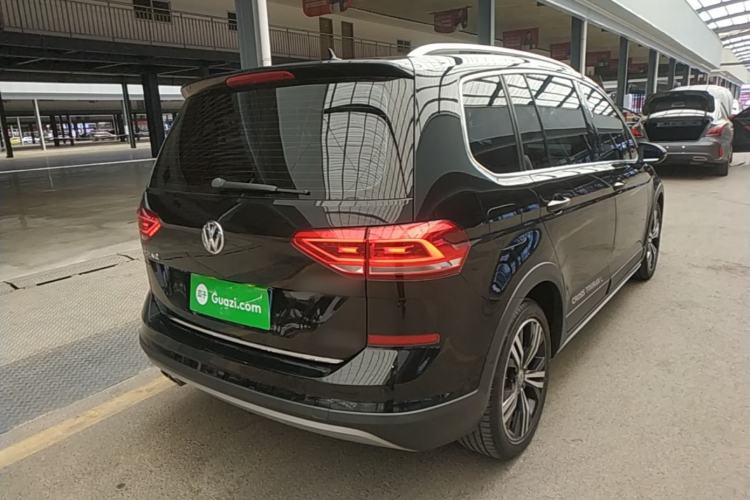 Used Volkswagen Touran 2018 Volkswagen Touran L 280TSI DSG Boundary Luxury Edition 6 Seats China V Emission Standard Rear Right 45 Deg