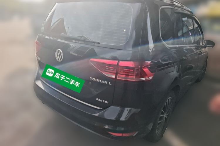 Used Volkswagen Touran 2018 Volkswagen Touran L 330TSI DSG Luxury Edition Rear Right 45 Deg