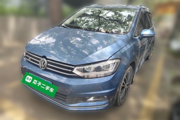Used Volkswagen Touran 2018 Volkswagen Touran L 330TSI DSG Luxury Edition Guazi used car, China used car export, Used car for sale, Used  cars, Cheapest cars for sale