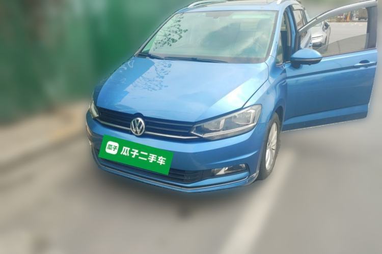 Used Volkswagen Touran 2018 Volkswagen Touran L 280TSI DSG Comfort Edition 7 Seats China V Emission Standard Guazi used car, China used car export, Used car for sale, Used cars, Cheapest cars for sale