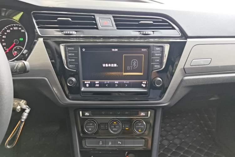 Used Volkswagen Touran 2018 Volkswagen Touran L 280TSI DSG Comfort Edition 7 Seats China V Emission Standard Audio And AC Panel
