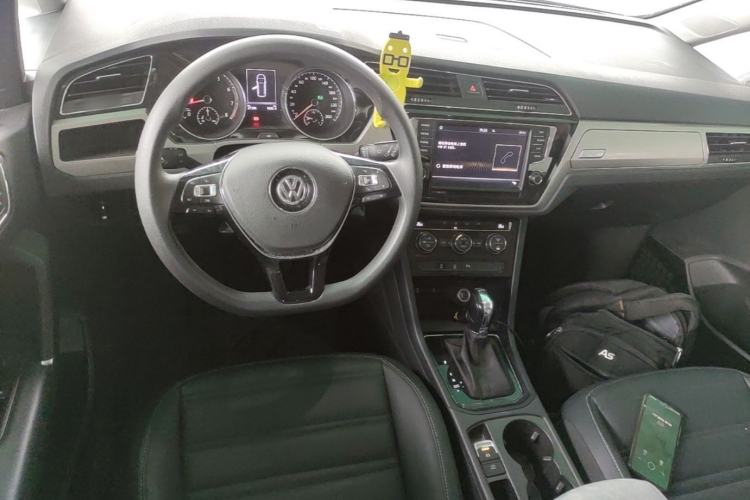 Used Volkswagen Touran 2018 Volkswagen Touran L 280TSI DSG Comfort Edition 7 Seats China V Emission Standard Center Console