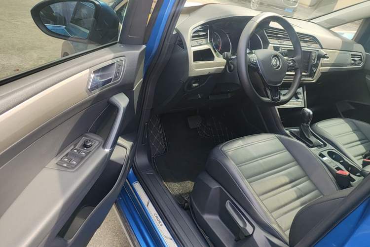 Used Volkswagen Touran 2018 Volkswagen Touran L 280TSI DSG Boundary Edition 7 Seats China V Emission Standard Driver Seat