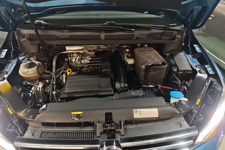 Used Volkswagen Touran 2018 Volkswagen Touran L 280TSI DSG Comfort Edition 7-seater Engine Bay