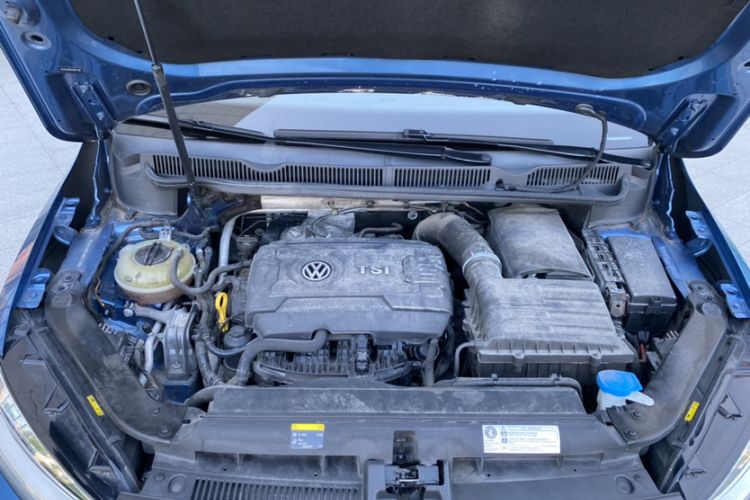 Used Volkswagen Touran 2018 Volkswagen Touran L 330TSI DSG Luxury Edition Engine Bay