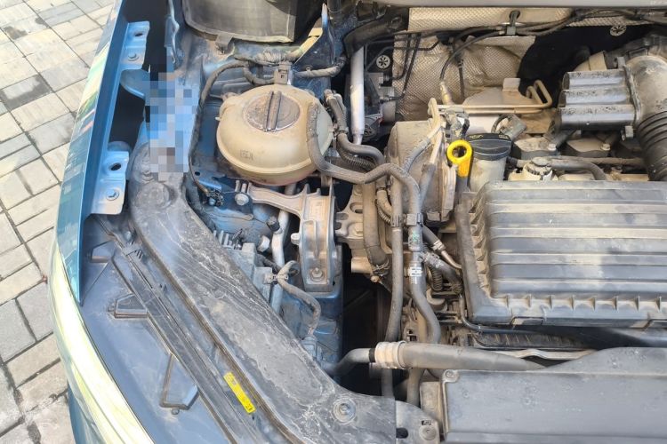 Used Volkswagen Touran 2018 Volkswagen Touran L 280TSI DSG Luxury Edition 6-seater Engine Bay Right