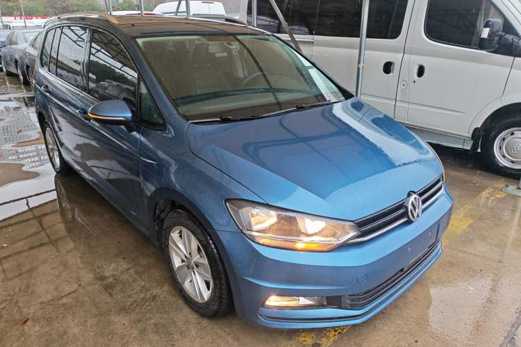 Used Volkswagen Touran 2018 Volkswagen Touran L 280TSI DSG Style Edition 7 Seats China VI Standard Exterior 1