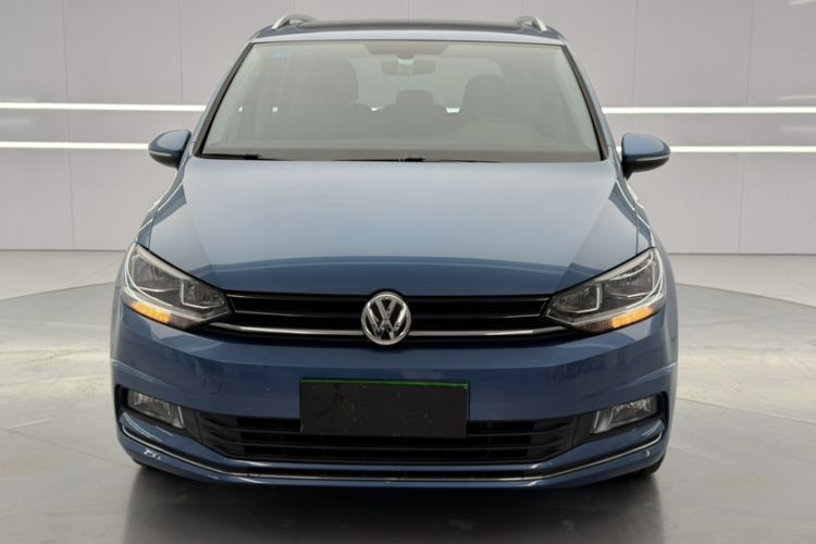 Used Volkswagen Touran 2018 Volkswagen Touran L 280TSI DSG Comfort Edition 7 Seats China VI Standard Exterior 1