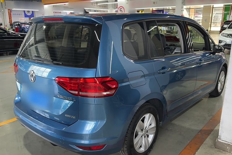 Used Volkswagen Touran 2018 Volkswagen Touran L 280TSI DSG Style Edition 7 Seats China V Emission Standard Exterior 3