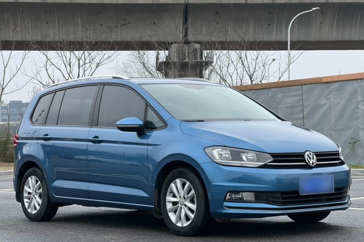 Used Volkswagen Touran 2018 Volkswagen Touran L 280TSI DSG Comfort Edition 7 Seats China VI Standard Exterior 4