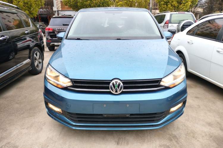 Used Volkswagen Touran 2018 Volkswagen Touran L 280TSI DSG Style Edition 7 Seats China V Emission Standard Front