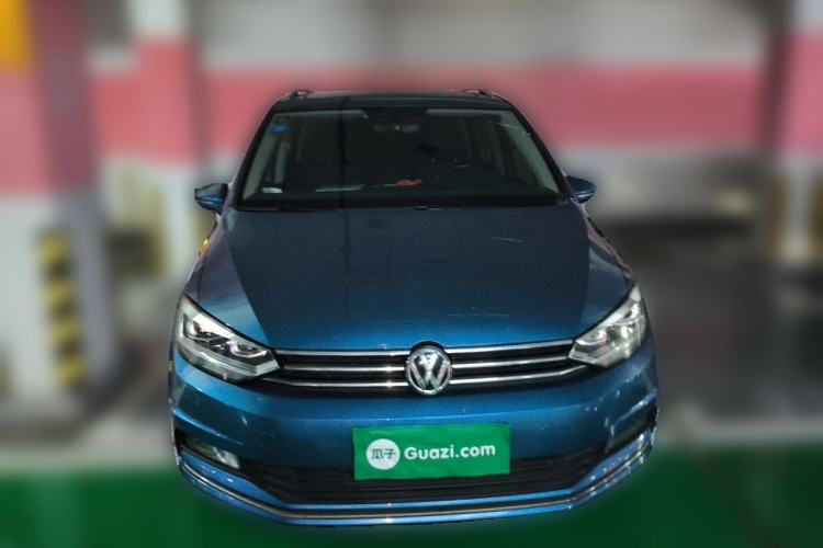 Used Volkswagen Touran 2018 Volkswagen Touran L 280TSI DSG Luxury Edition 7 Seats Front
