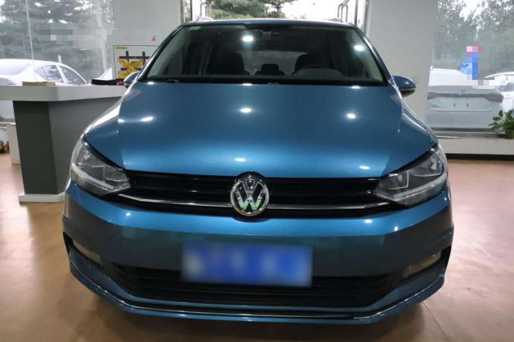 Used Volkswagen Touran 2018 Volkswagen Touran L 280TSI DSG Comfort Edition 7 Seats China VI Standard Front